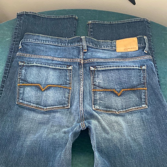 Guess Blue Jeans Slightly Distressed 36”W X 32”L - Picture 2 of 7